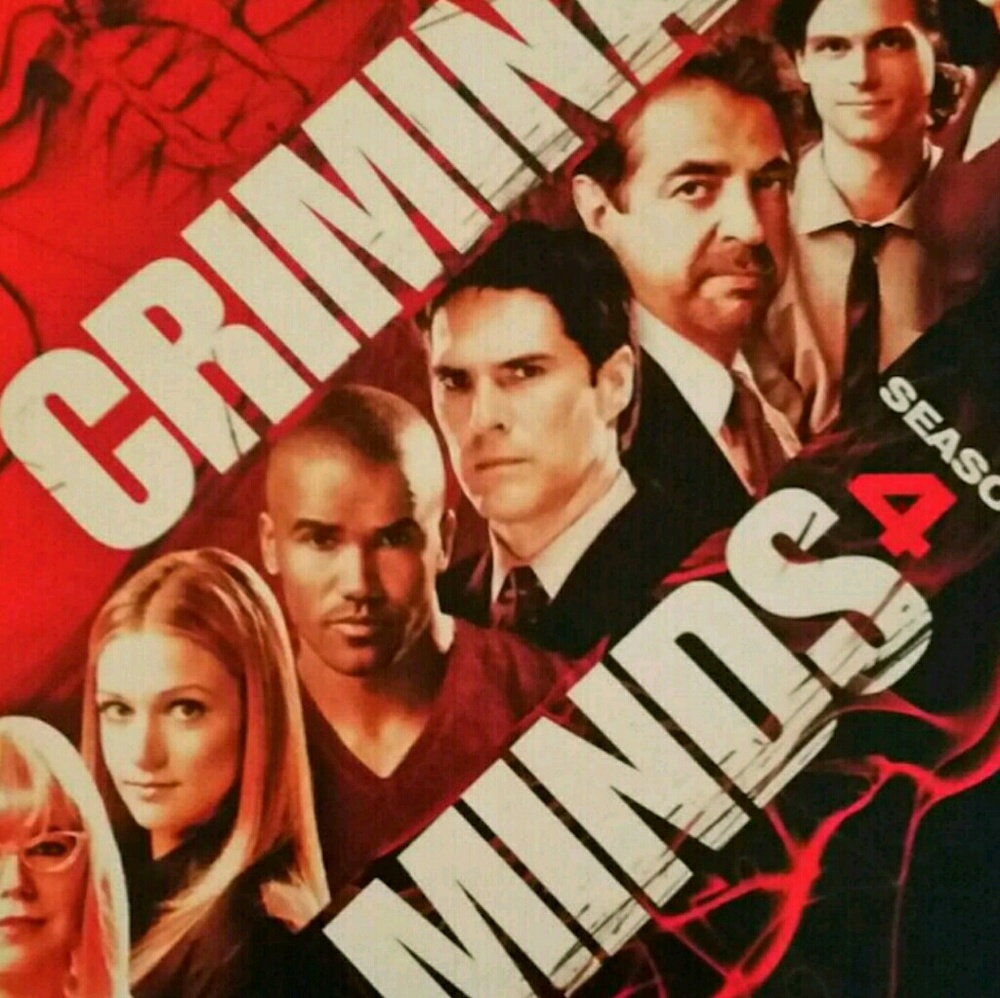 Criminal Minds, the complete 4th season on DVD